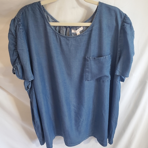 LC Lauren Conrad Tops - NWT LC Lauren Conrad 3X Chambray Denim Rusched Sleeve Top